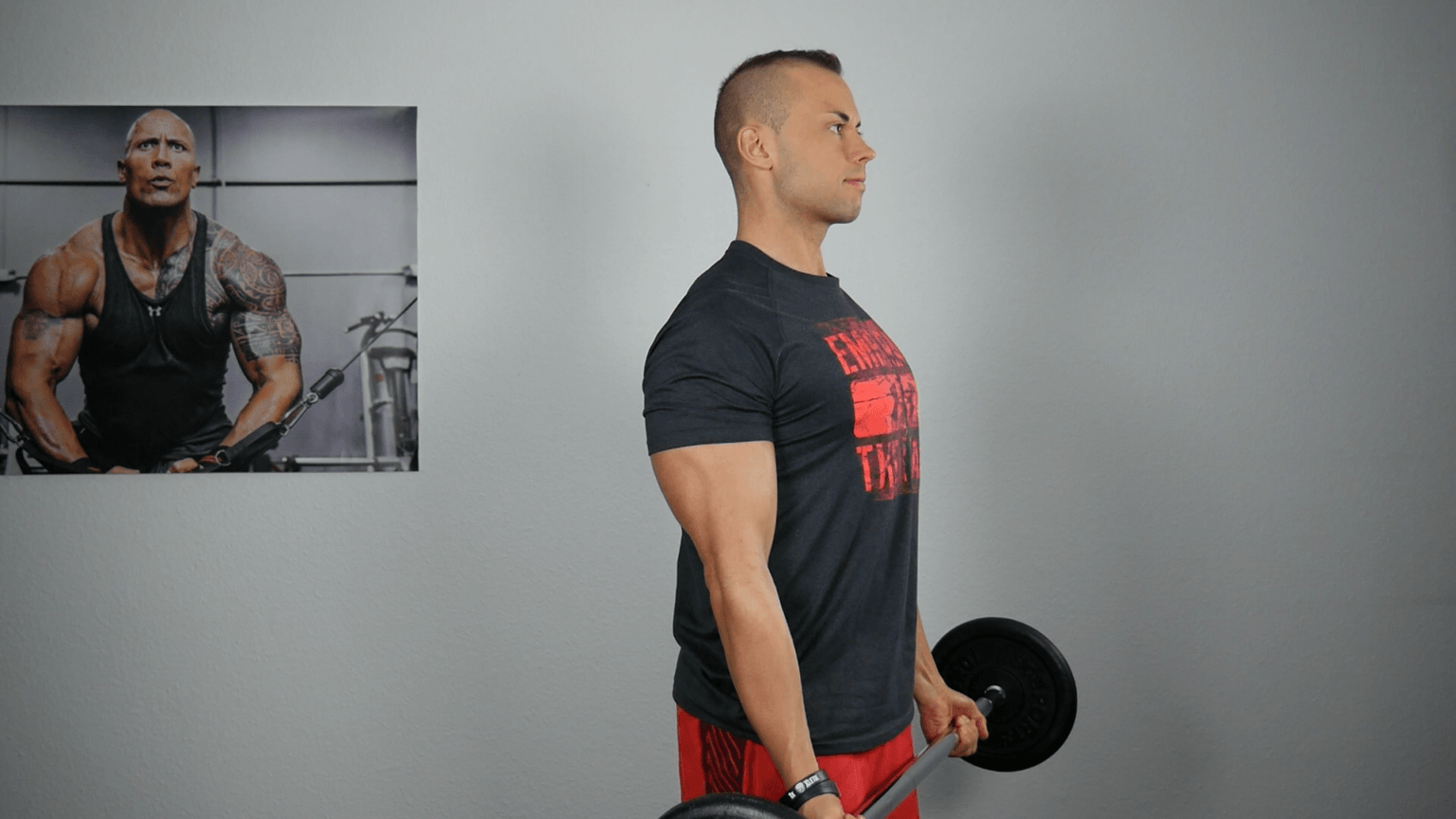 Standing barbell curl TECHNIQUE